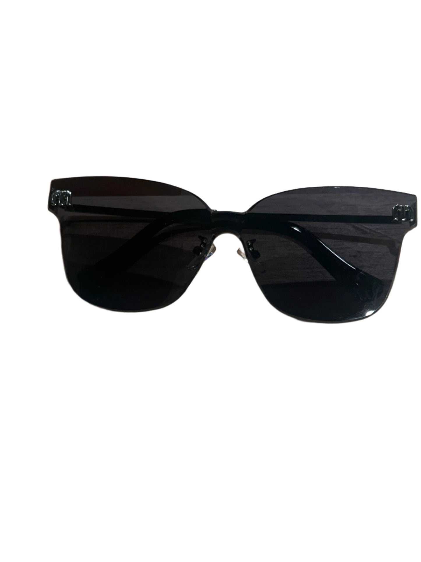 Broadway Luxe – Shield Sunglasses Collection