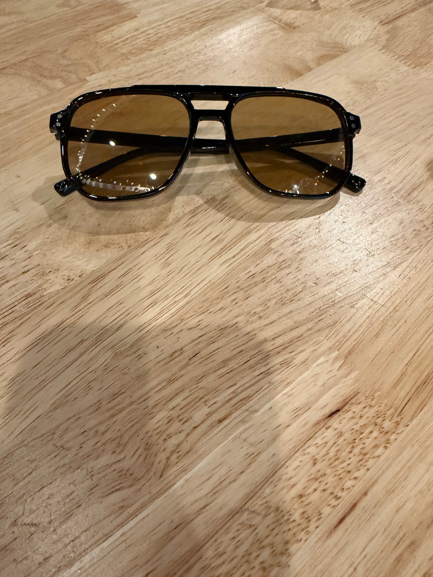 Colored lens sunglesses